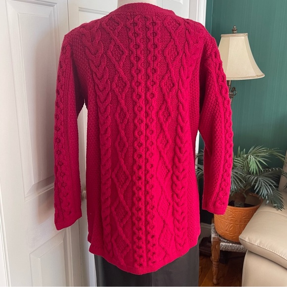 Aran Crafts 100% Merino Wool, Raspberry Cable Knit One Button Cardigan Sweater L - Picture 11 of 13
